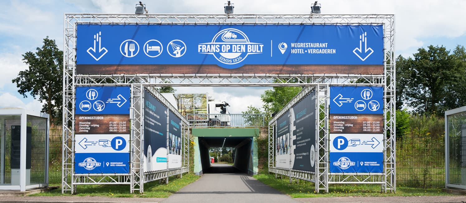 Sigtbaar - Almelo - Gevelreclame- Frans op den Bult